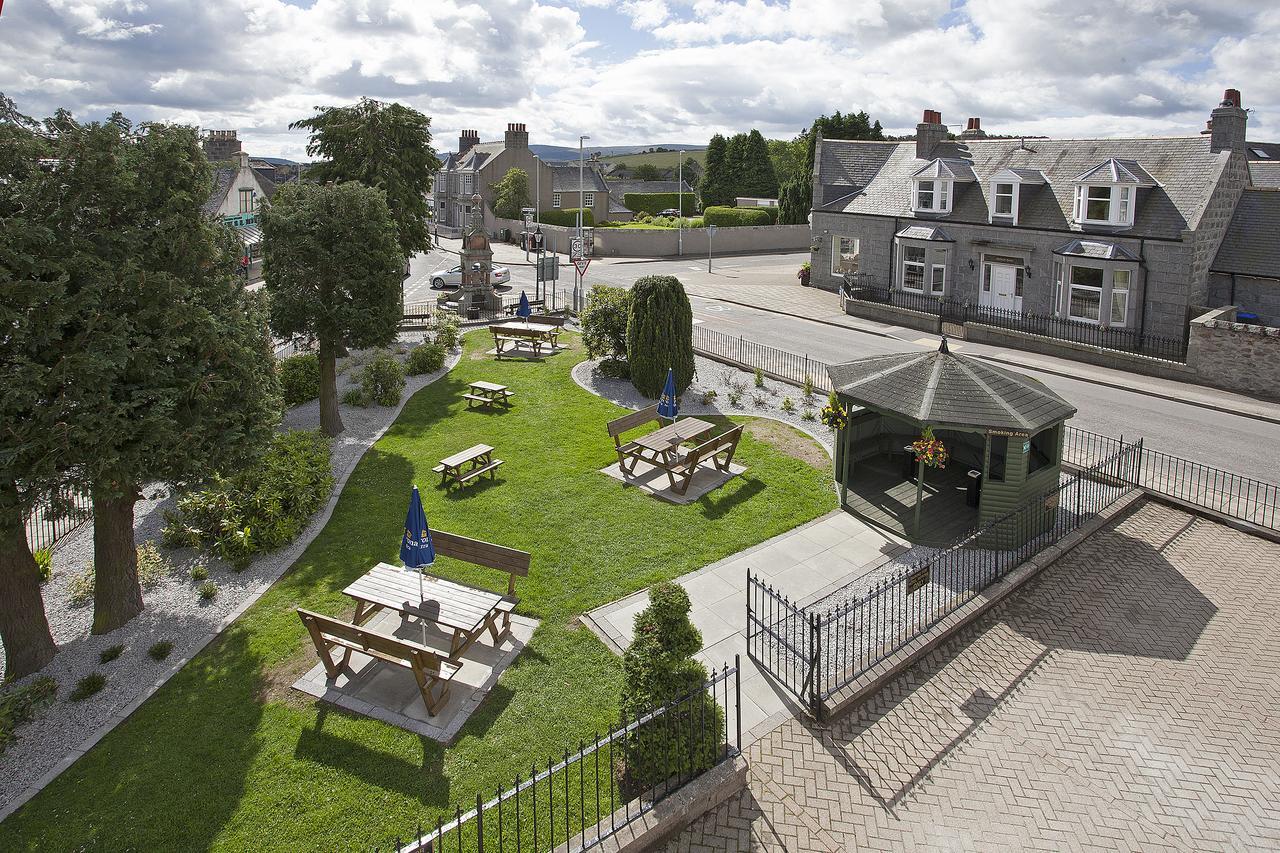 Haughton Arms Hotel Alford  Buitenkant foto